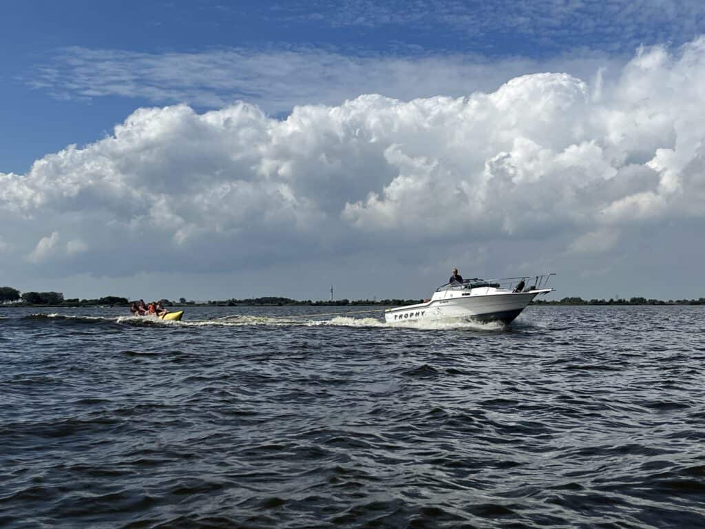 EV00420 Tjeukemeer 3
